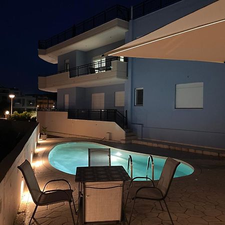 White&Blue Luxury Suites Ialysós Eksteriør bilde